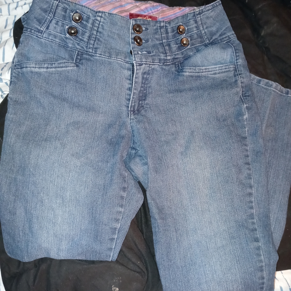 Women's high waisted jeans